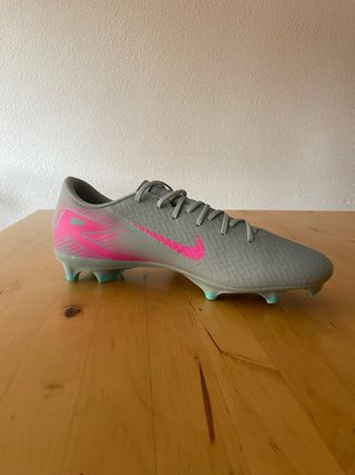 Botas de fútbol Nike Mercurial Talla 42