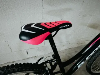 Bicicleta B-Pro 24 Negra y Rosa