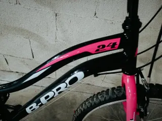 Bicicleta B-Pro 24 Negra y Rosa