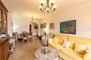 Piso en venta en Puerto - Plaza de Toros en Estepona