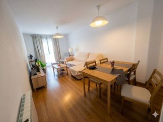 Piso en venta en La Paz en Zaragoza