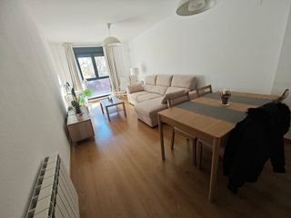 Piso en venta en La Paz en Zaragoza