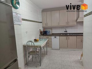 Piso en venta en Cruz Roja en Sevilla