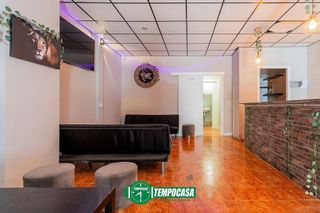 Local comercial en venta en Avda. de Abril. - 9 de octubre en Sagunto