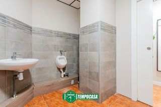 Local comercial en venta en Avda. de Abril. - 9 de octubre en Sagunto