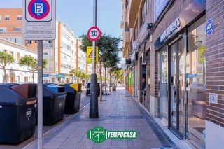 Local comercial en venta en Avda. de Abril. - 9 de octubre en Sagunto