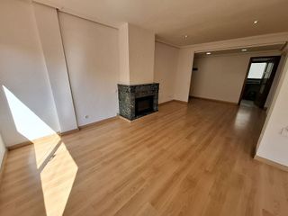 Piso en venta en Sant Isidre en Valencia