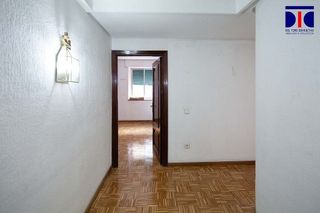 Piso en venta en Los Remedios en Sevilla