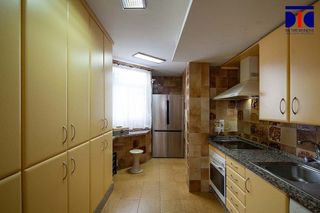 Piso en venta en Los Remedios en Sevilla