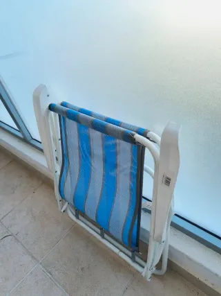 Cadeira de Praia Dobrável Azul e Branca