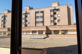 Piso en venta en Milán - Pumarín - Teatinos en Oviedo