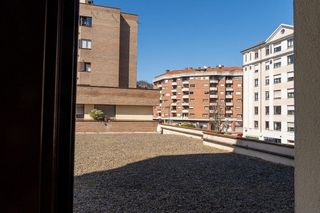 Piso en venta en Milán - Pumarín - Teatinos en Oviedo