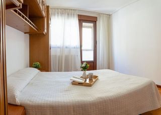 Piso en venta en Milán - Pumarín - Teatinos en Oviedo