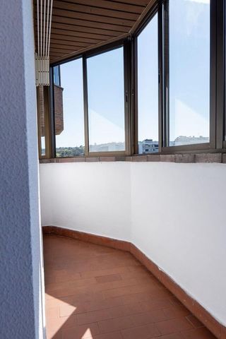 Piso en venta en Milán - Pumarín - Teatinos en Oviedo