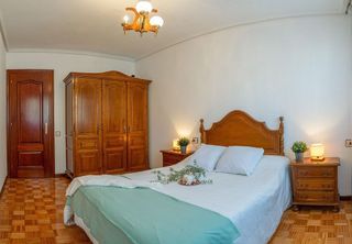 Piso en venta en Milán - Pumarín - Teatinos en Oviedo