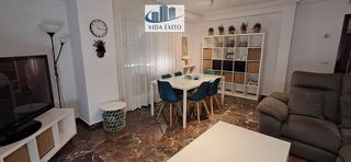 Piso en venta en Avda de Madrid - Pº de la Estación en Jaén
