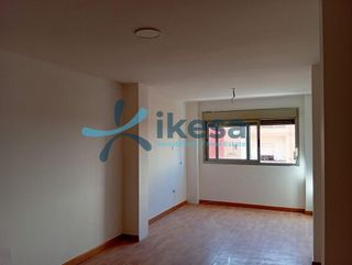 Piso en venta en Ciudad Jardín - Tagarete - El Zapillo en Almería