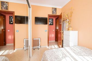 Piso en venta en Colores - Entreparques en Sevilla