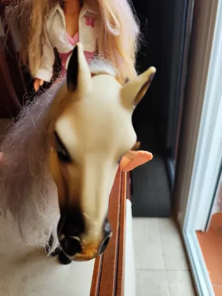 Muñeca Nancy con caballo