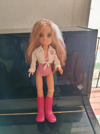 Muñeca Nancy con caballo