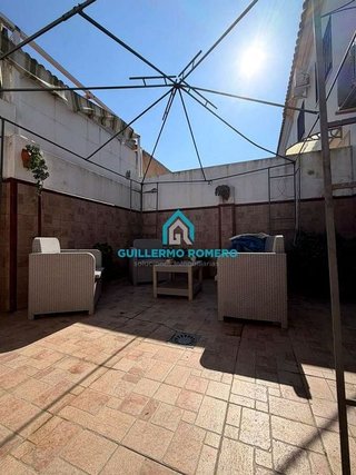 Chalet en venta en Coria del Río