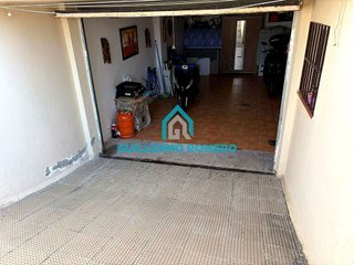 Chalet en venta en Coria del Río