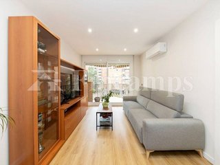 Piso en venta en Concòrdia en Sabadell