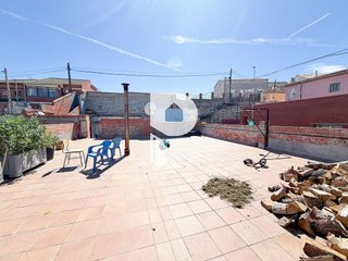 Chalet en venta en Sant Vicenç dels Horts
