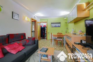 Piso en venta en Singuerlín - Can Franquesa - Les Oliveres en Santa Coloma de Gramanet