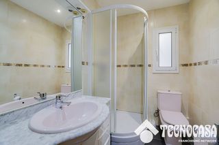 Piso en venta en Singuerlín - Can Franquesa - Les Oliveres en Santa Coloma de Gramanet