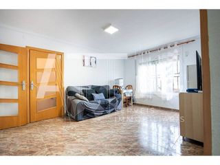 Piso en venta en Ca n'Oriach en Sabadell