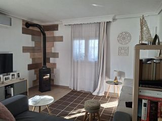 Casa adosada en venta en Barrios (Los)