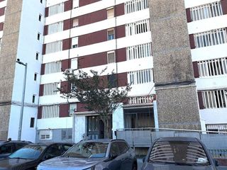 Piso en venta en Bellvitge en Hospitalet de Llobregat, L´