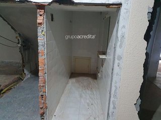 Local comercial en alquiler en Ensanche - Sar en Santiago de Compostela
