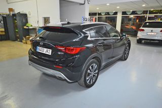 Infiniti QX30