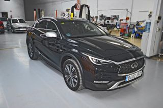 Infiniti QX30