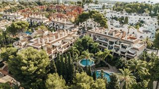 Piso en venta en Nueva Andalucía centro en Marbella