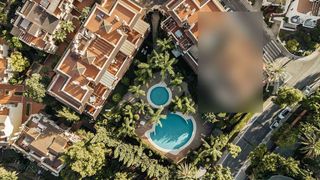 Piso en venta en Nueva Andalucía centro en Marbella