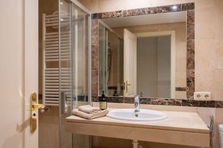 Piso en venta en Nueva Andalucía centro en Marbella