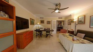 Piso en venta en Cerrado Calderón - El Morlaco en Málaga