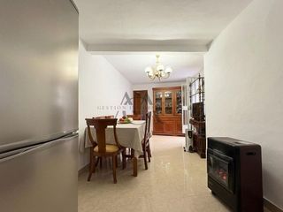 Piso en venta en Lucena