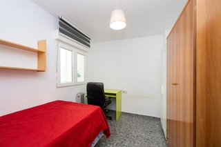 Piso en venta en Pajaritos - Plaza de Toros en Granada