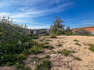 Terreno en venta en Crevillent