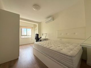 Piso en venta en La Malva-rosa en Valencia