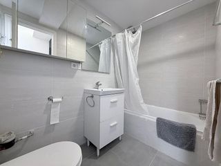Piso en venta en La Malva-rosa en Valencia
