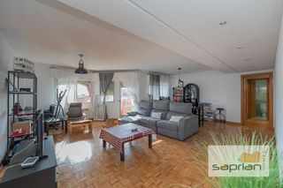 Piso en venta en Zona Avenida Europa en Pozuelo de Alarcón