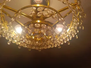 Lámpara dorada lágrimas cristal 3 bombillas