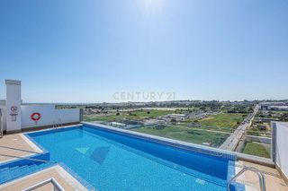 Piso en venta en Nueva Andalucía centro en Marbella