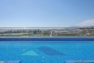Piso en venta en Nueva Andalucía centro en Marbella