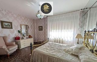 Piso en venta en Linares